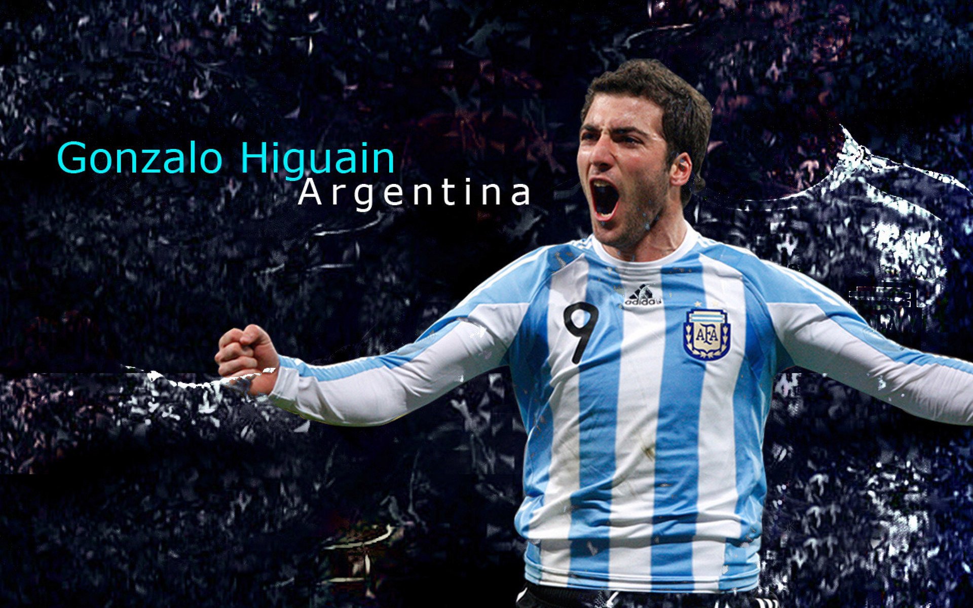 爱游戏娱乐-中国足球职业联赛强化球员在社交媒体规范管理，中国足球业余球员查询